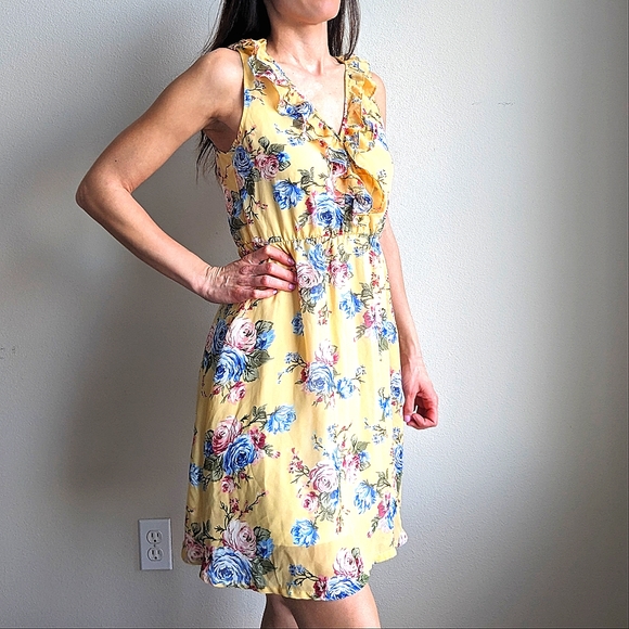 Floral Spring Dress - Picture 2 of 4